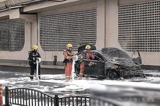 迪亚斯谈生吃奥布拉克：我不是很快但也不慢，我清楚我击败了他